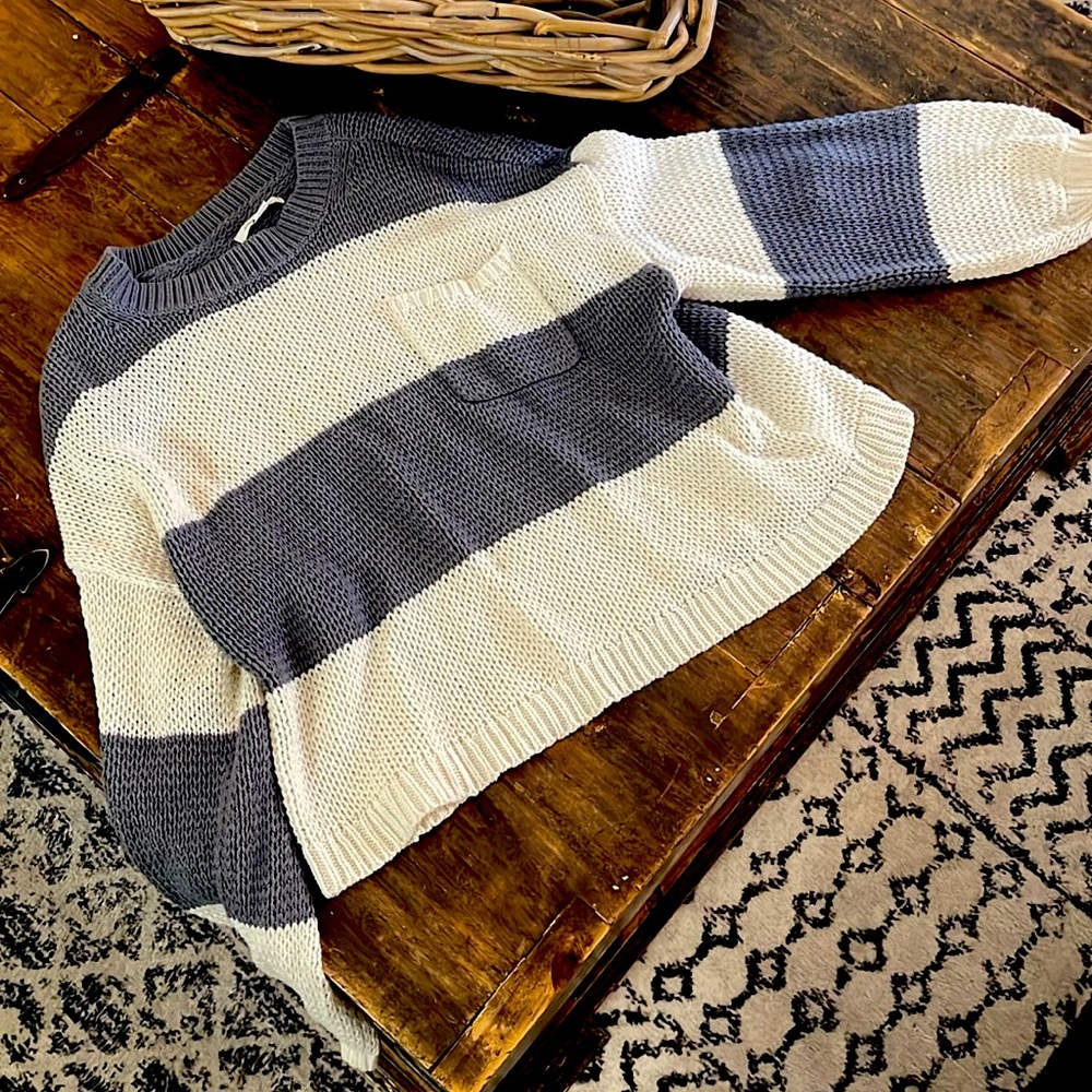 American Eagle Knit Sweater